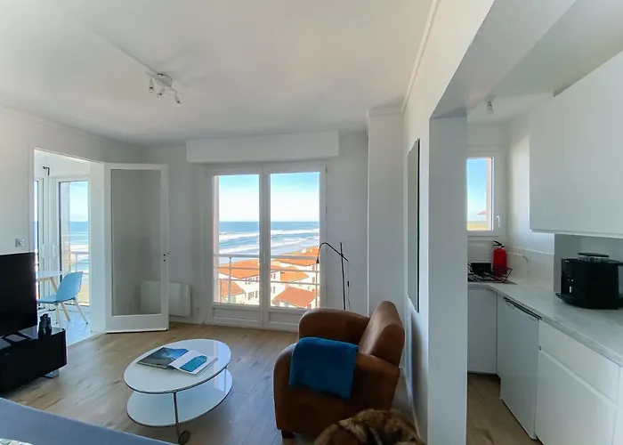 En Bord De Avec Vue Exceptionnelle *